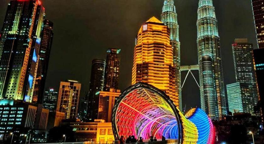 โรงแรมปุตรา ไฮจ์ นิว เวฟ ซูบังจายา ภายนอก รูปภาพ